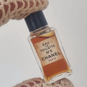 Rare Vintage 80&#39;s Chanel No5 parfum miniature 4ml, no box available