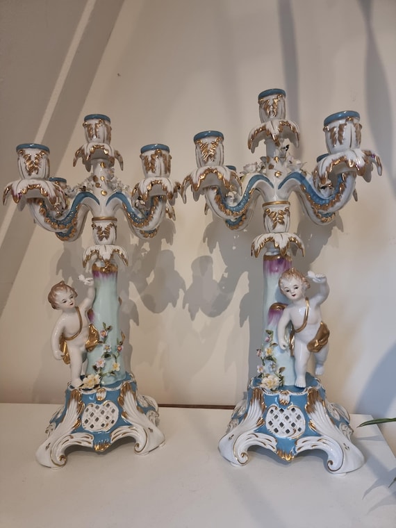 Authentiek Meissen exclusief porselein, uiterst vreemde porseleinen engeltjes uit 1935, uniek in zijn soort