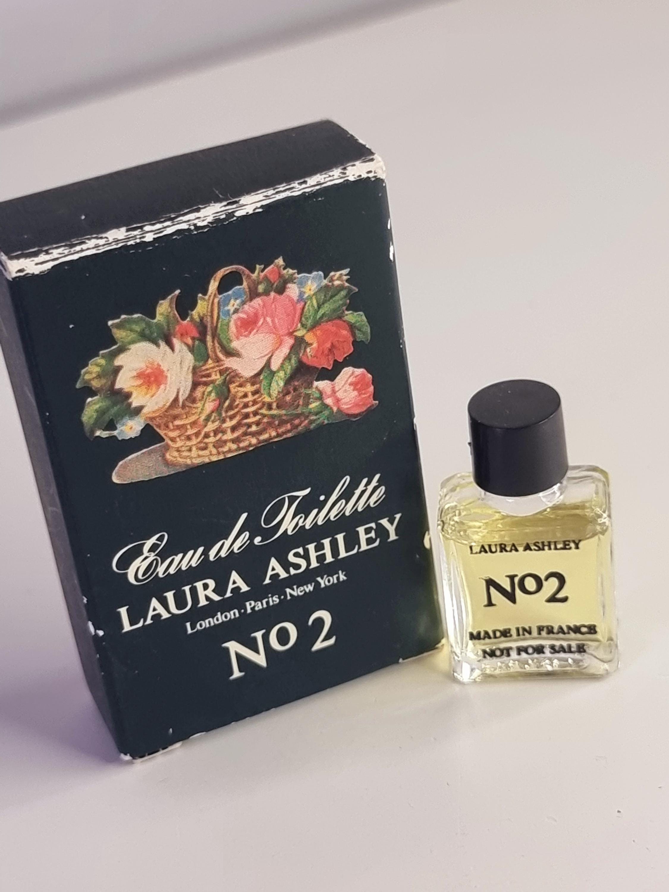 Laura ashley perfume - Etsy 日本