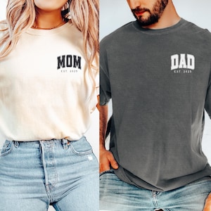 Custom Mom Dad Comfort Colors® T-shirt, Personalized Mama & Dad Pocket Shirt, Pregnancy Announcement Tee, Matching Parents Outfit Gifts