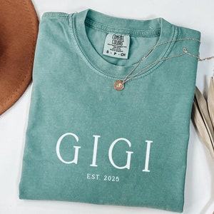 Comfort Colors® Gigi Shirt, Personalized Gigi T-Shirt, Cute Gigi Shirt, Gift for Gigi, Grandma Gift, Grandmother Shirt,Grandma Mimi Gigi Tee