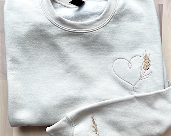 Prairie Heart & Custom Town Heavy Blend Crewneck
