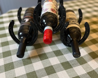 Horseshoe Wine Rack