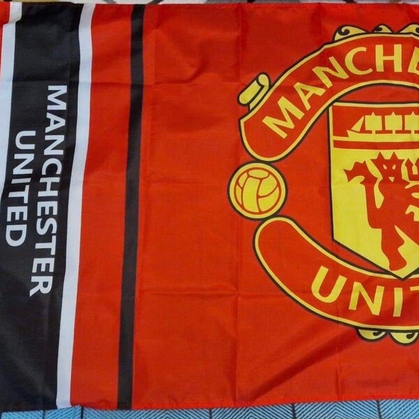Manchester United 6FT X 4FT Custom Flag – Man Utd MUFC Football Flag, Made In UK