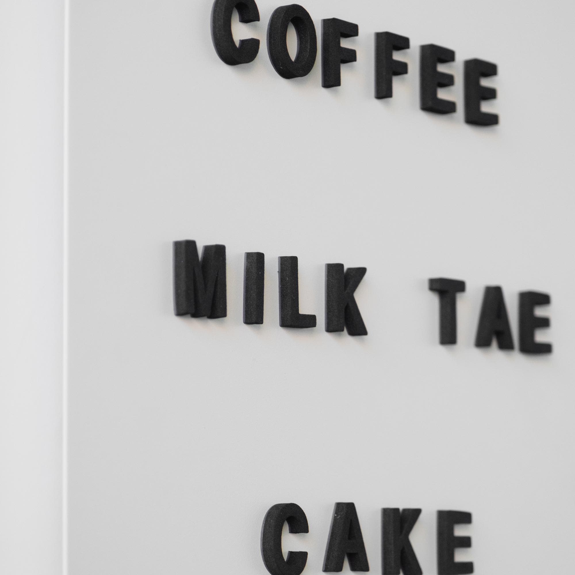 Magnetic Letter Menu Board: Wall-mounted Cafe Decor (15.75in X 23.54in ...