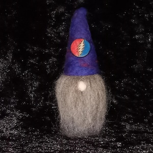 Needle Felted Deadhead Gnome