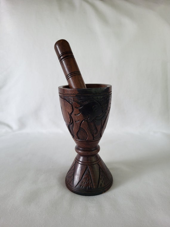Mortier Et Pilon En Bois Sculpté Marron - Décoré Motif Floral - TBE