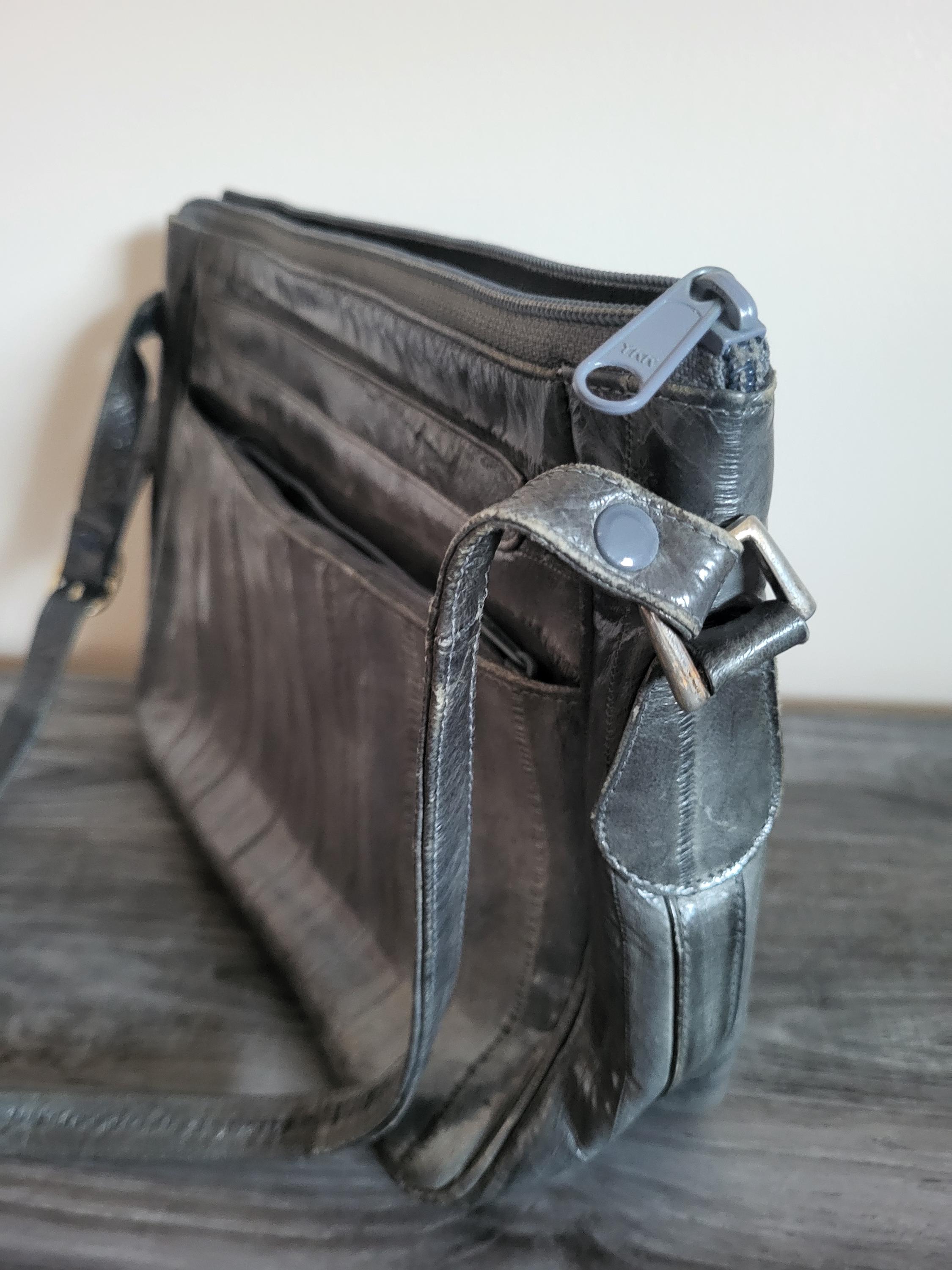 Vintage Gray Eel Skin Leather Shoulder Bag 1980s - Etsy display picture 1