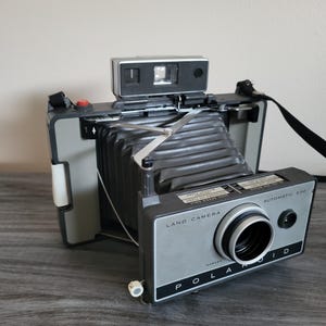 Polaroid 230 Automatic Vintage - Etsy