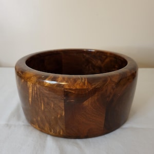 Vintage Hand Turned Wood Bowl, 8.5 Inch Diameter