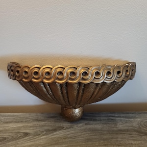 Vintage Ornate Gold Ceramic Wall Pocket Planter, Florentine/Hollywood Regency, MCM
