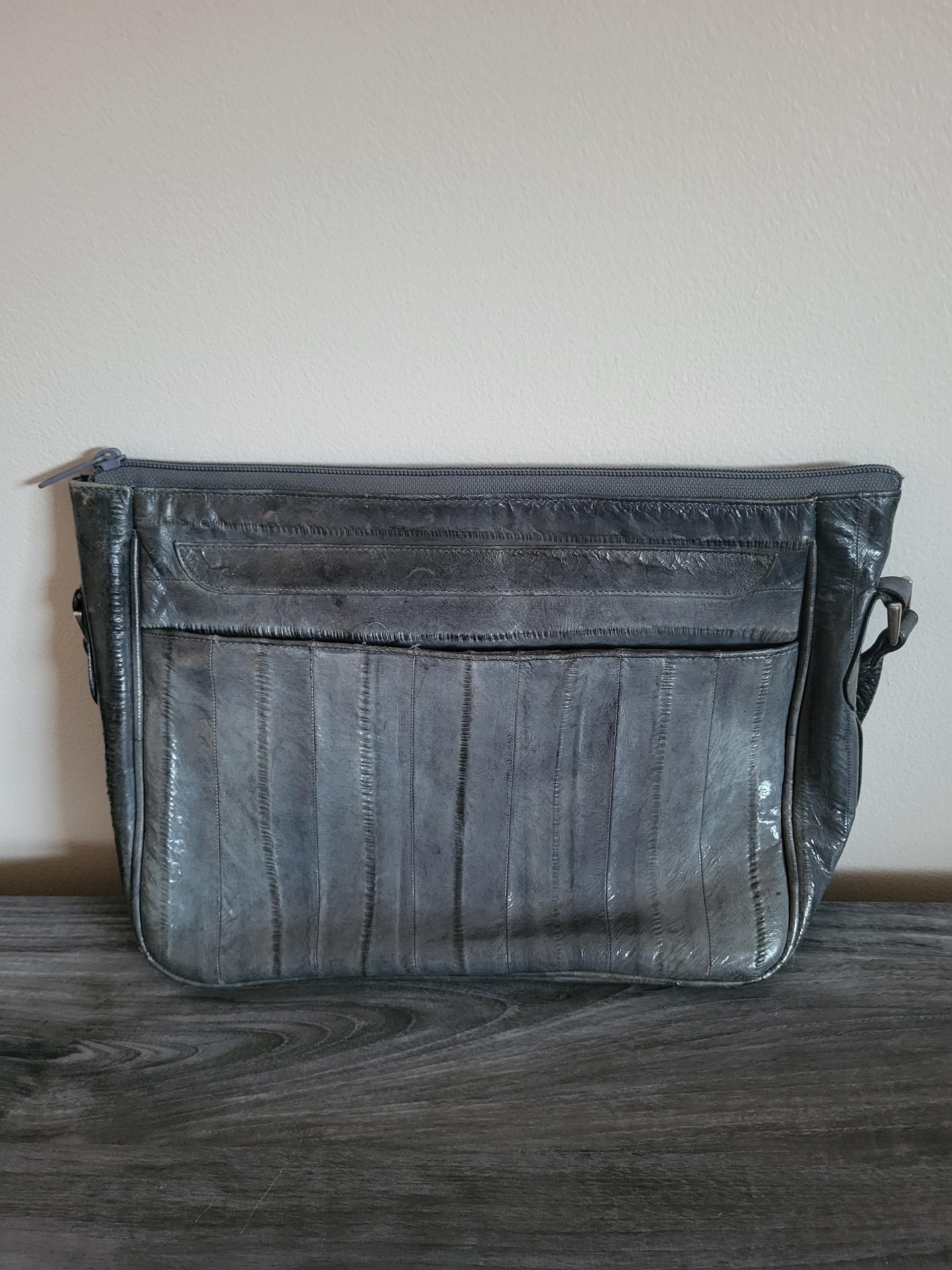 Vintage Gray Eel Skin Leather Shoulder Bag 1980s - Etsy display picture 1
