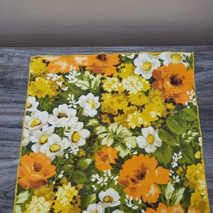 Vintage blommiga fyrkantiga bomullsservetter, set om 4, 1970-tal