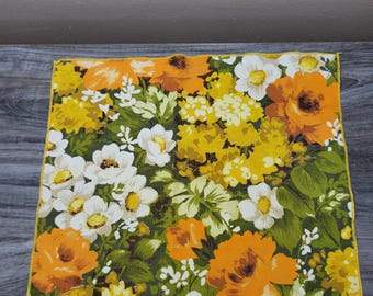 Servilletas cuadradas de algodón con estampado floral vintage, juego de 4, década de 1970.