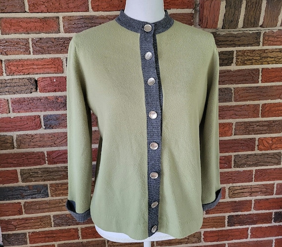 Vintage Talbott Taralan Tipped Orlon Cardigan Sweater Green Gray Size Medium 1960s