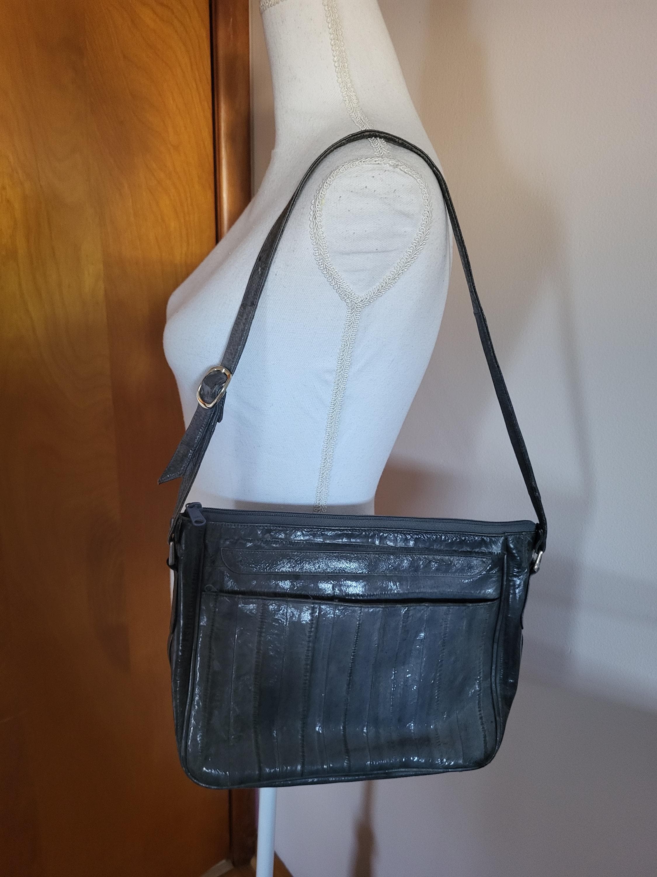 Vintage Gray Eel Skin Leather Shoulder Bag 1980s - Etsy display picture 1
