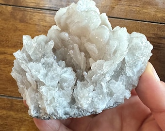 Calcite Crystal Neutral Boho Decor Protection Crystal Grounding Healing  Meditation Crystal Altar Decor Crystal Gift