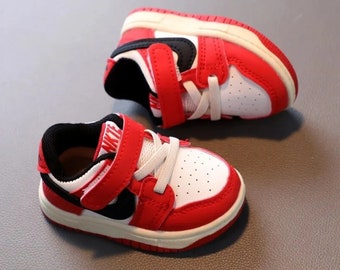 Children's sneakers