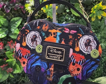 Mini borsa a tracolla a forma di cuore in stile Coraline