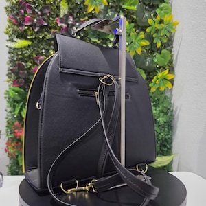backpack coraline imagen 6