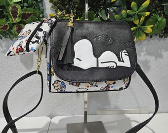 crossbody snoppy