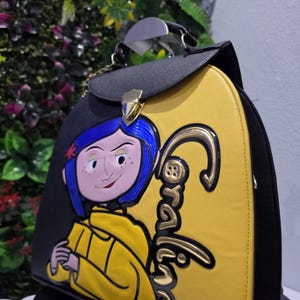 backpack coraline imagen 5