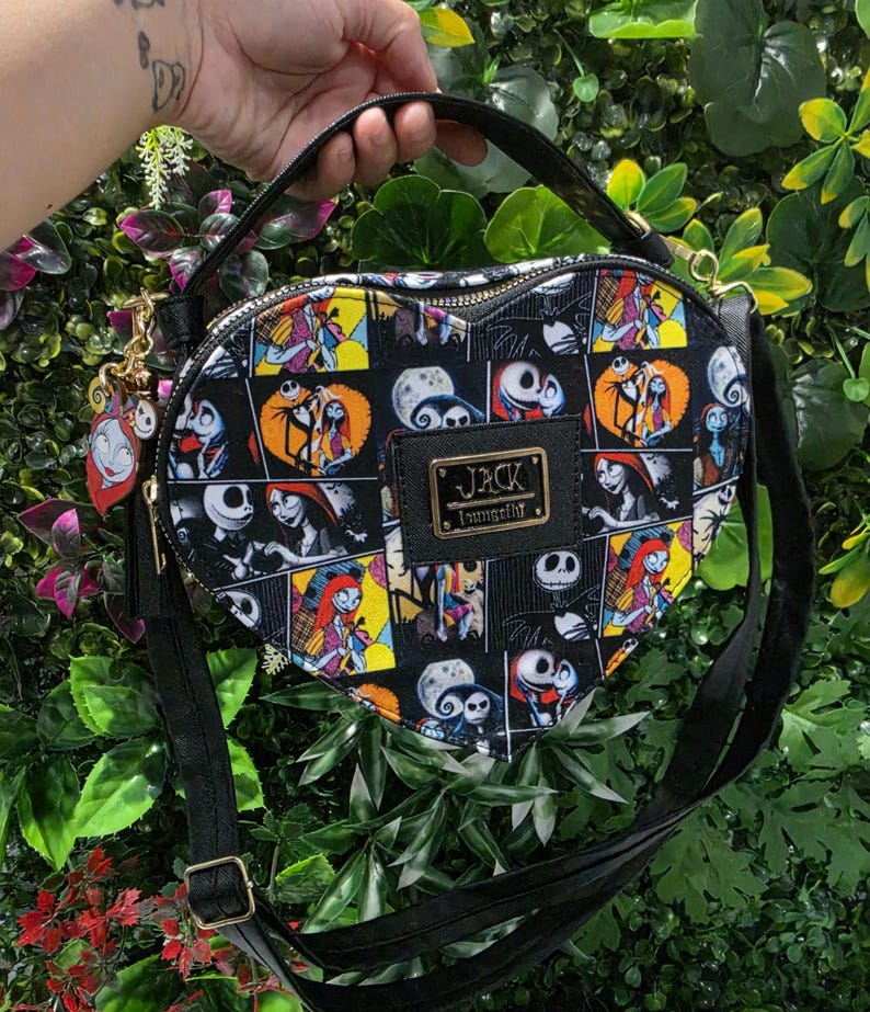 Jack and Sally heart-design crossbody bag image 8