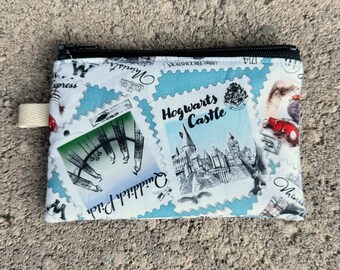 Harry Potter Zipper Pouch, Hogwarts Coin Purse - flat shipping