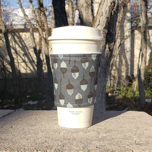 Hot or Iced Reusable coffee cozy / cup sleeve / coffee sleeve / coffee cup holder - Forest Acorns -- Flat Shipping