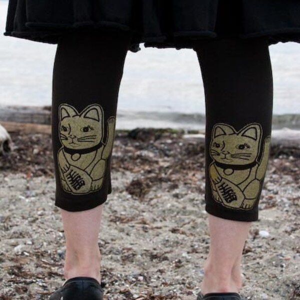 Lucky Cat Women's Capri Tight