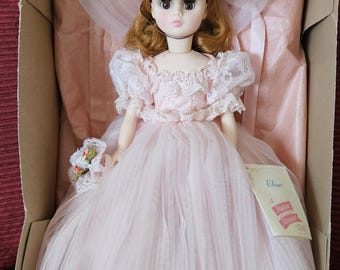 Madame Alexander Doll 1685 Elise Brautjungfer Vintage USA Hut und Blumenstrauß