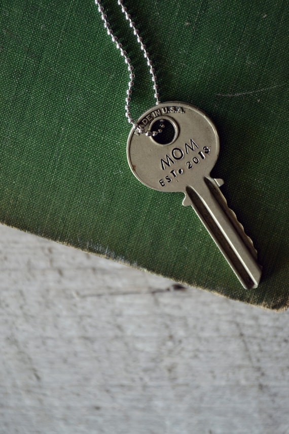 Custom Mom Key Necklace Key to Moms Heart Hand Stamped Key Etsy