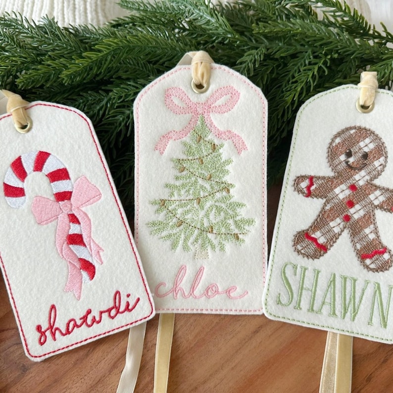 Personalized Embroidered Felt Christmas Tag – Velvet Ribbon Stocking Name