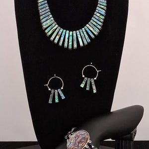 Collana, bracciale e orecchini in abalone 3 Piece Set A.