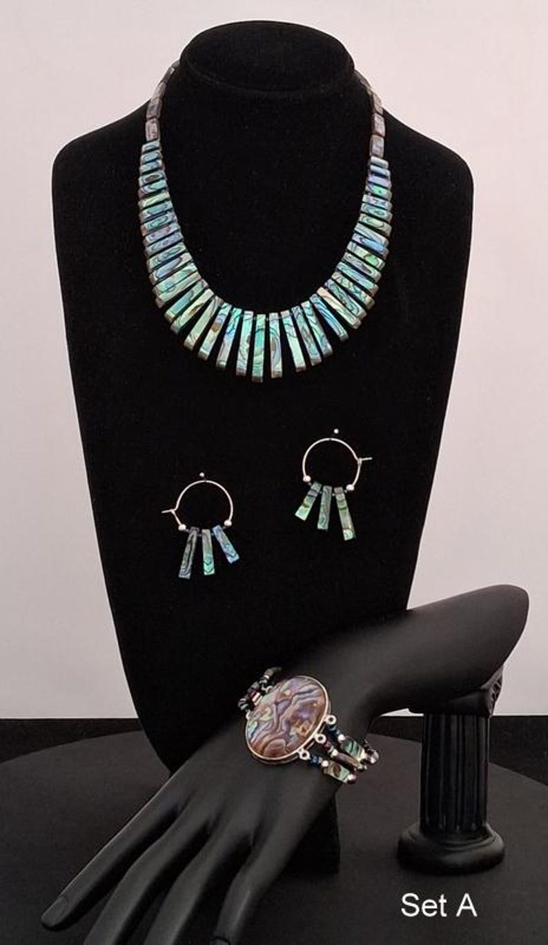 Collana, bracciale e orecchini in abalone 3 Piece Set A.