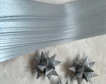 Galvanisé scintillant ~ Bandes de papier étoiles allemandes moraves Froebel, ornements origami, projets d'artisanat de tissage à faire soi-même en argent (50 bandes)