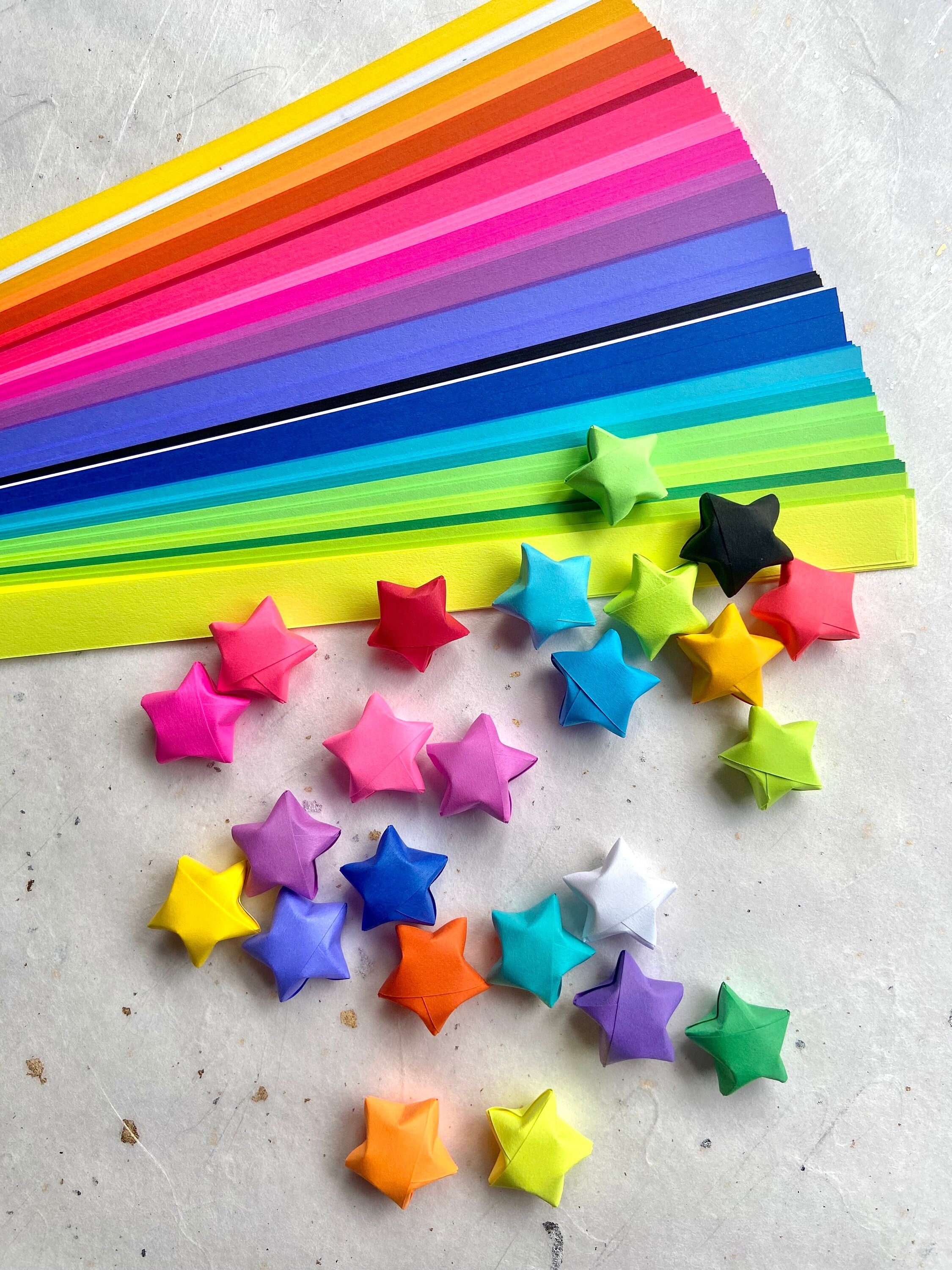 Pack of 400 Strips Mini Size Lucky Stars Origami Paper Kits. 24.5cm X  1.0cm. 4D Glittering Paper Series. SPK-129. 