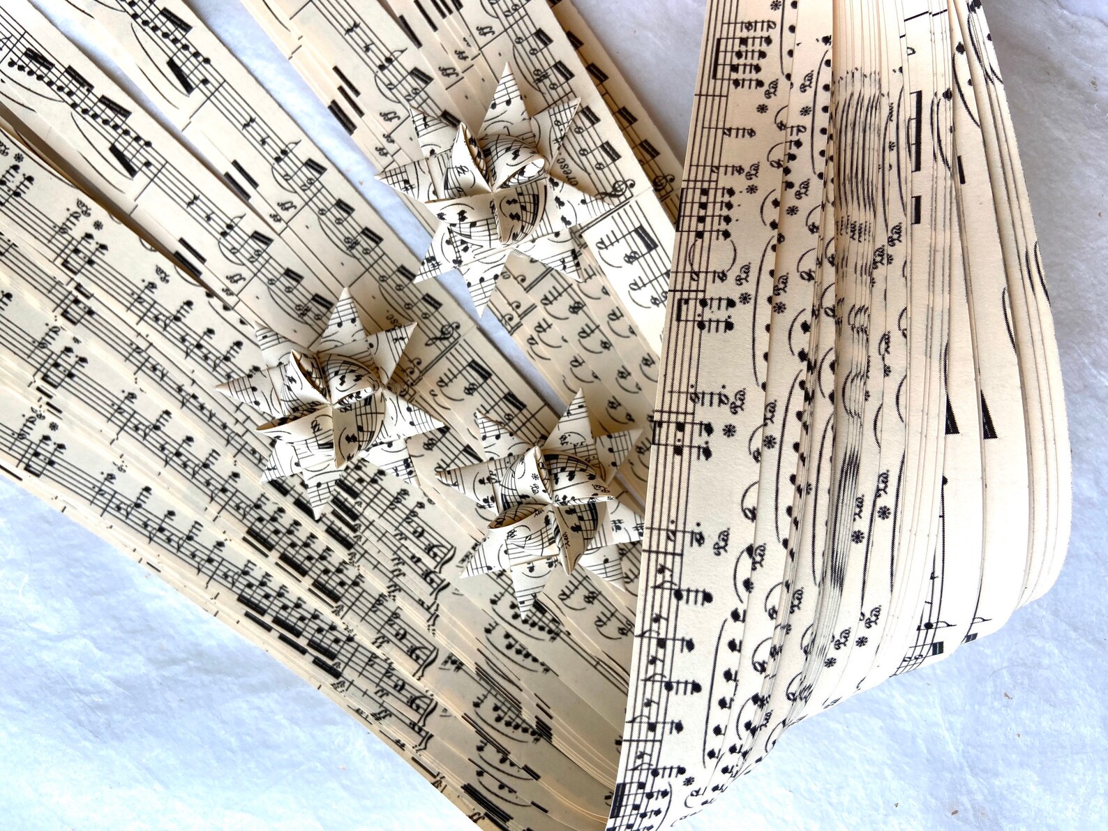 Vintage Music~ Moravian German Froebel Star Paper (48 strips)