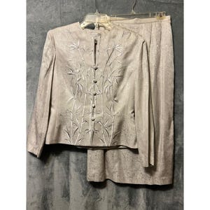 Adrianna Papell Silk Bamboo Embroidered Jacket Skirt Suit Set Size 8 image 1