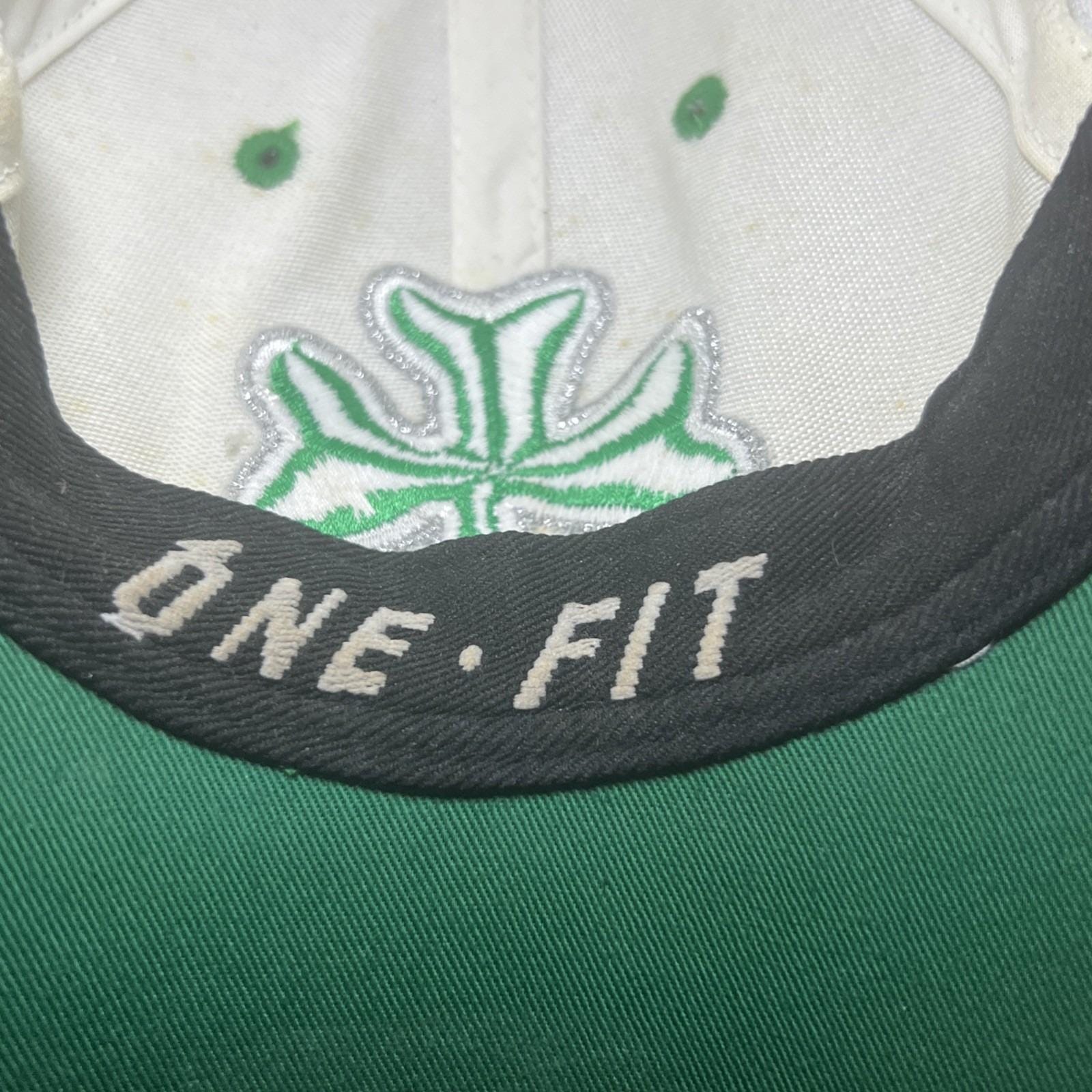 Vintage Notre Dame Fighting Irish Hat SnapBack Rare Top The‎ World  Clover White Shop Notre Dame Retro Circle Snapback | The Game Caps main image 3