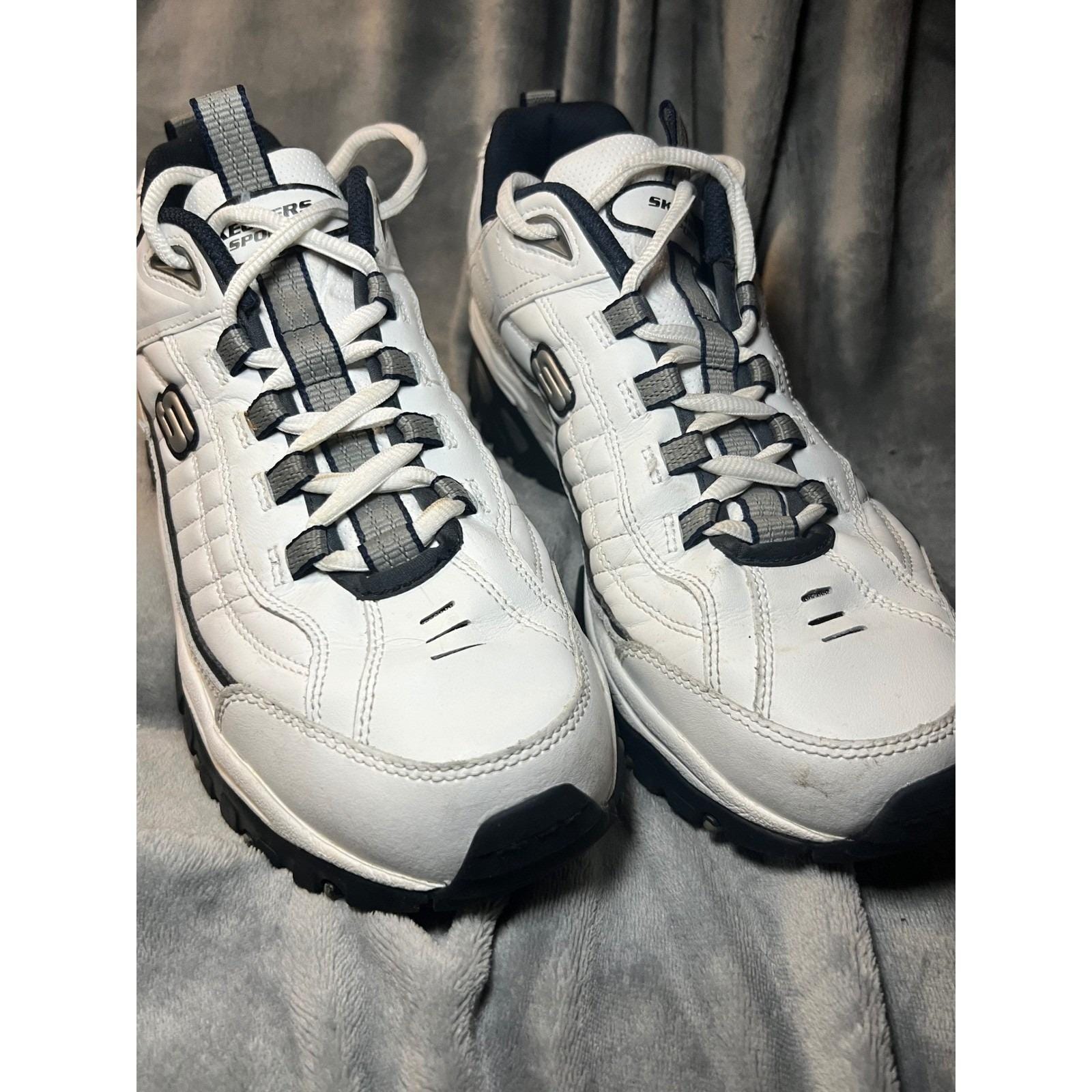 Skechers Mens Size 11 White Leather Sneakers 50081 WNV Lace  display picture 3