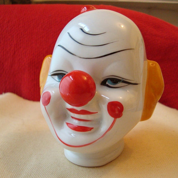 kind of creepy clown head porcelain