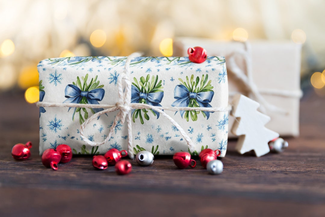Mistletoe Christmas Wrapping Paper, Holiday Gift Wrap, Festive Gift ...