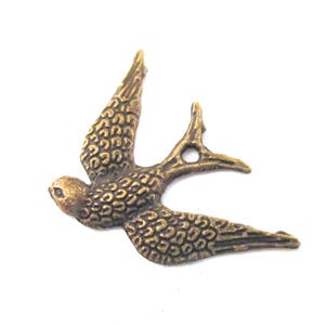 8 sparrow bird charms pendants, brass plated, D231
