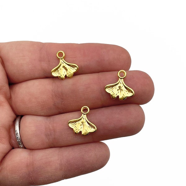 25 Gold Plated Ginko Leaf Charms, D14