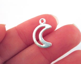 20 Silver Plated Open Bezel Crescent Moon Pendant Charms, A1
