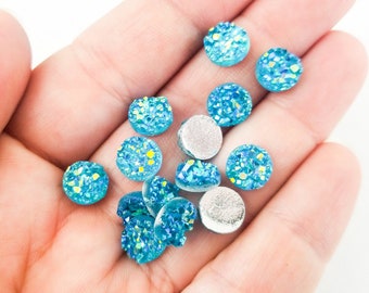 10 cabochons druzy bleu clair 8 mm à dos plat en résine, cabochons à dos plat H106