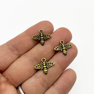 15 antique brass honey bee charm pendants, bronze bumble bee plated 15x13mm L12