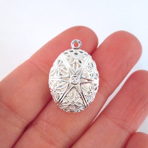 16x24mm oval filigree diffuser locket charms, 24mm silver plated solid perfume keepsake pendants, pick your amount, D5