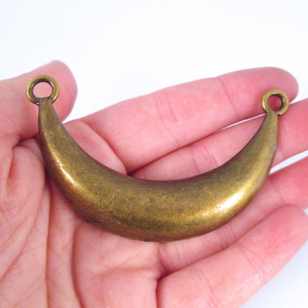 1 Big Tribal Ethnic Collar Bib Necklace Pendant, Brass Plated  Connector, Crescent Moon Connecter, L250